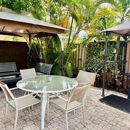 Sheridan Guesthouse Dania Beach Extérieur photo
