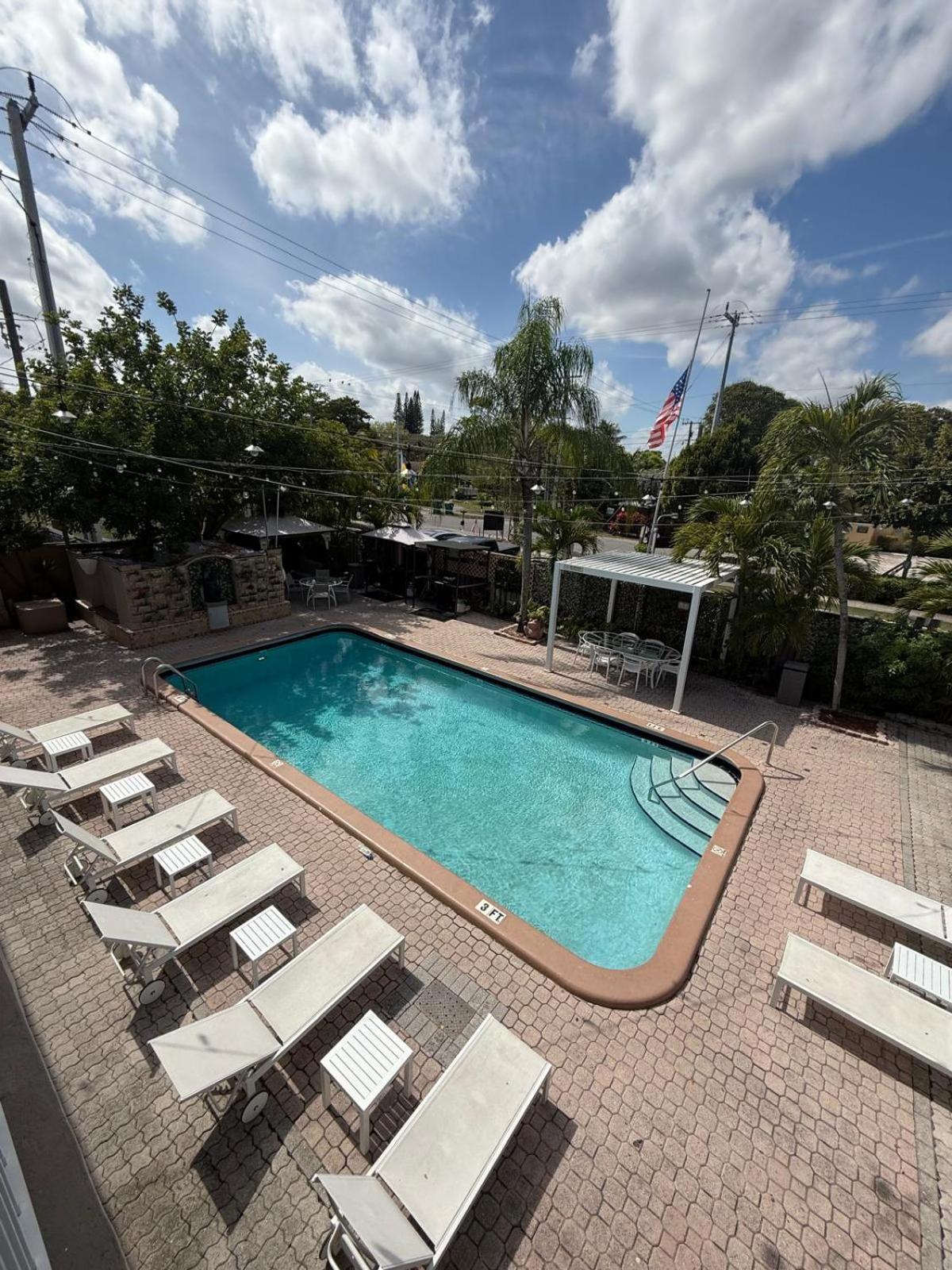 Sheridan Guesthouse Dania Beach Extérieur photo