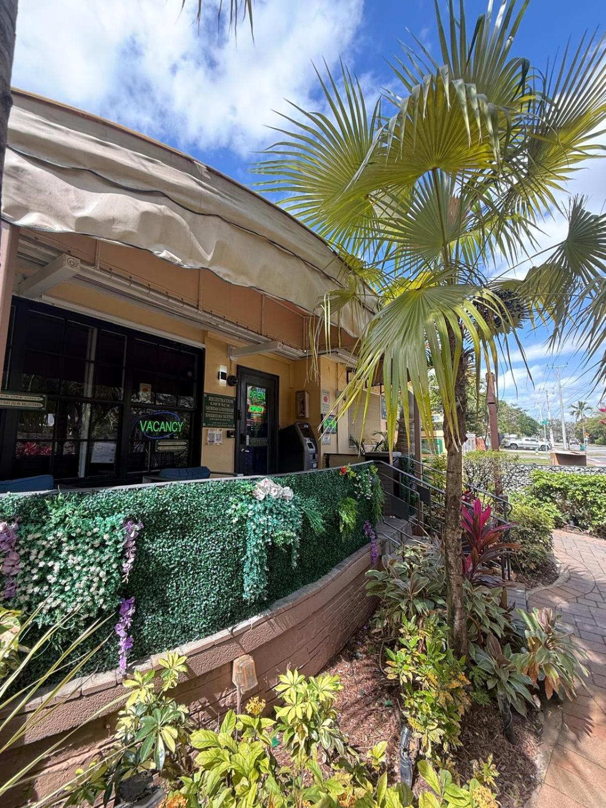 Sheridan Guesthouse Dania Beach Extérieur photo